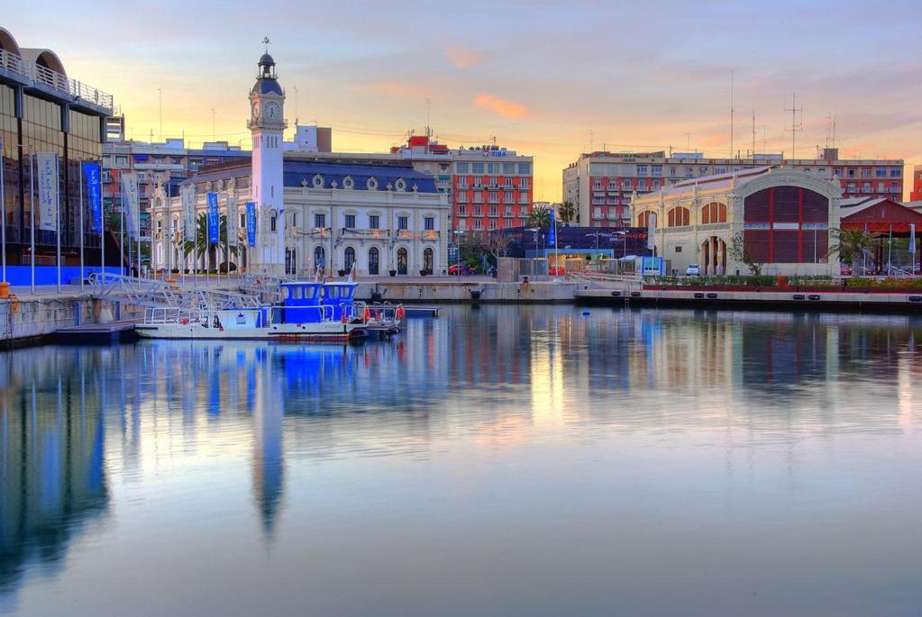 Apartamento Para 4 Personas En El Centro De Valencia, Plaza El Pilar Exteriör bild